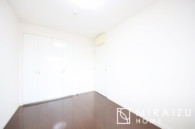 【その他】 | 暮らしにゆとりを創出する豊富な収納スペースでお部屋をきれいに広く使えます。
