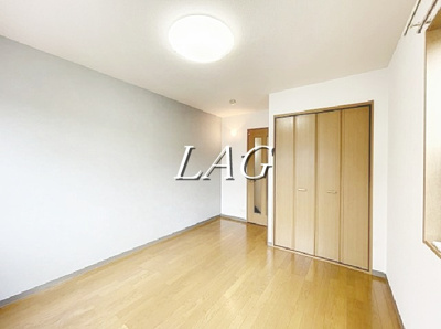 【居間・リビング】 | リノベイト綾瀬 | 洋室のお部屋です。