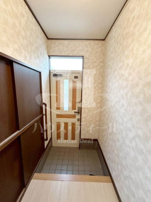 【玄関】 | ハイツ山上 | 落ち着いた玄関です