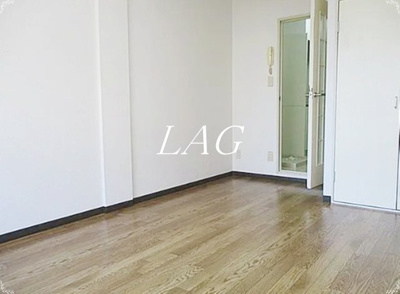 【居間・リビング】 | レオパレスアーバンライフ | 洋室のお部屋です。