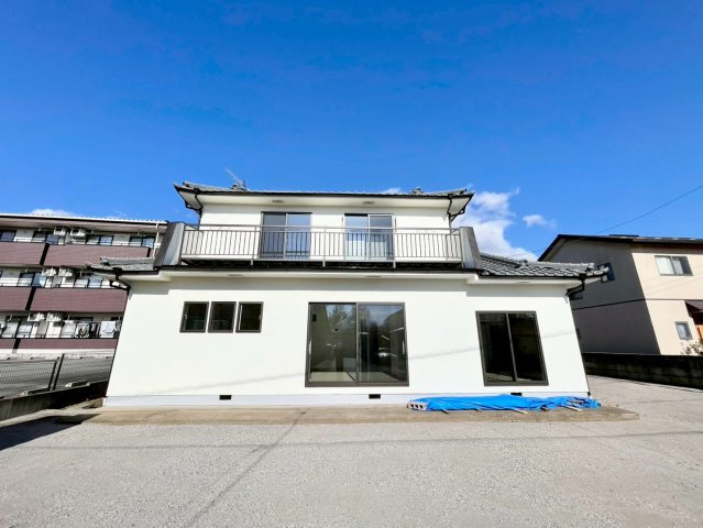 東御市和の外観|リフォーム済み物件！いつでも見学可能です♪お問合せは＜Tel 026-477-7419＞まで♪ 