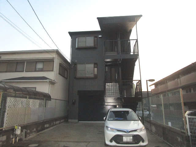 堺市西区鳳中町１０丁の倉庫