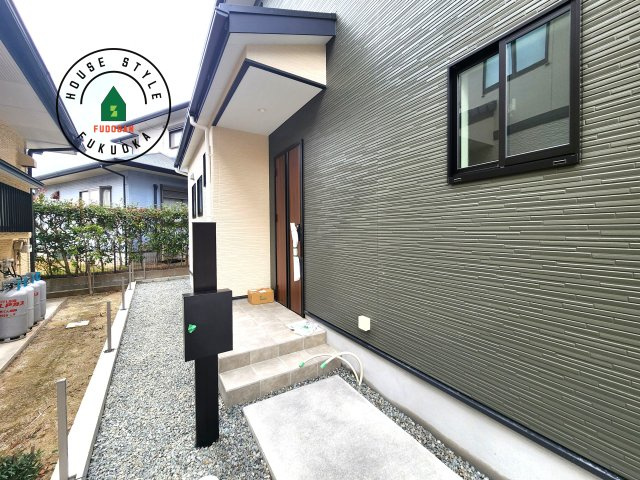 福岡市早良区重留2丁目第2-2棟(1号棟)の外観：施工例|おでかけの時も帰った時も、「我が家」を最初に感じでもらえる素敵な空間に。