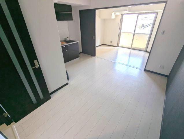 June Six SKYの寝室