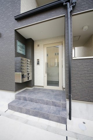 ジーメゾン名古屋松下イエシアのエントランス