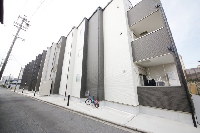 ジーメゾン名古屋松下イエシアの外観