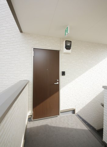 ジーメゾン名古屋松下イエシアの玄関