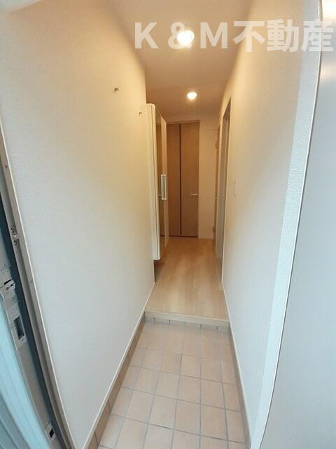 アバンツァートの玄関|明るい玄関です