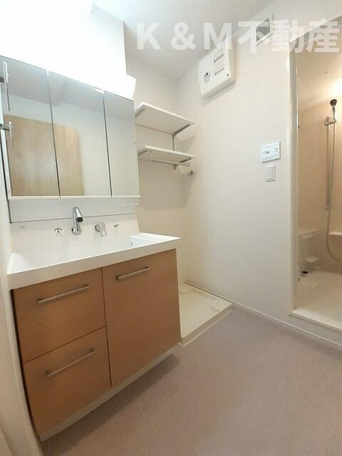 アバンツァートの独立洗面台|使いやすい独立洗面台です