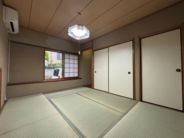 川崎市多摩区菅仙谷２丁目の一戸建ての居間・リビング