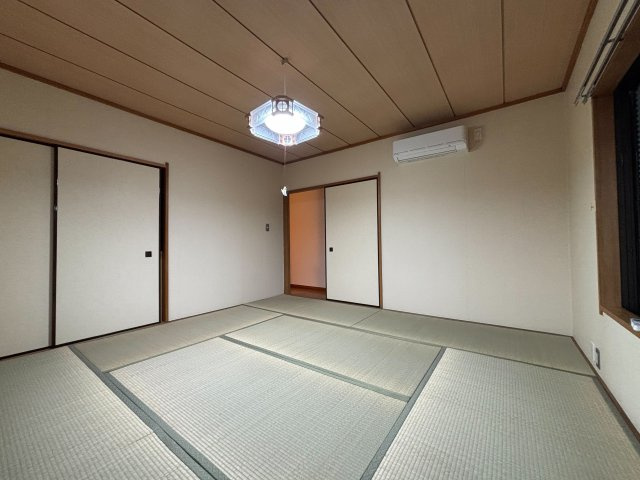 川崎市多摩区菅仙谷２丁目の一戸建ての居間・リビング