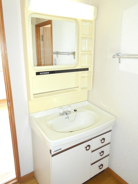 川崎市多摩区菅仙谷２丁目の一戸建ての洗面所