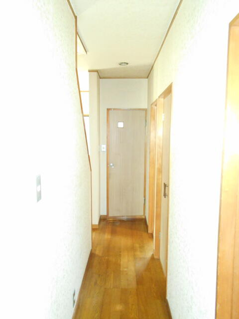 川崎市多摩区菅仙谷２丁目の一戸建ての居間・リビング