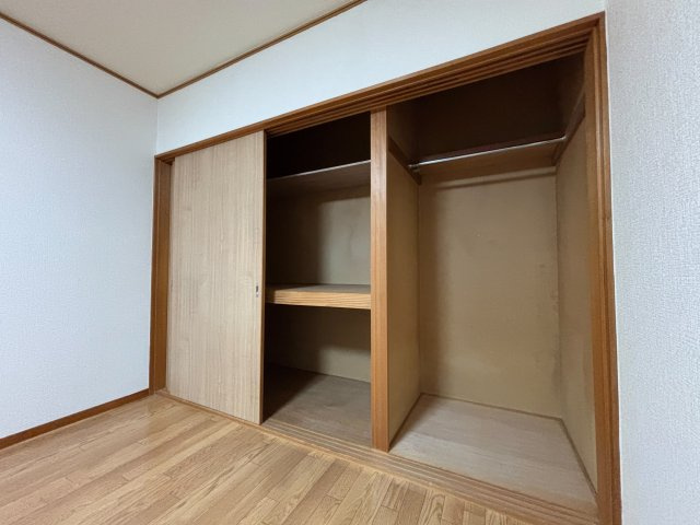川崎市多摩区菅仙谷２丁目の一戸建ての収納
