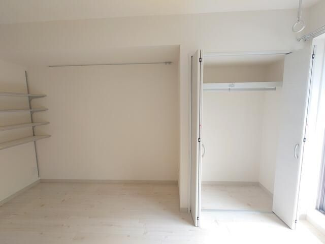 コンソラータ桜木の居間・リビング