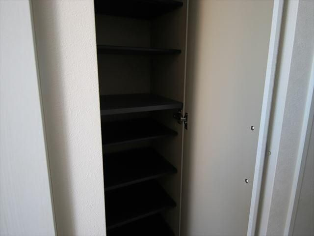 コンソラータ桜木の収納