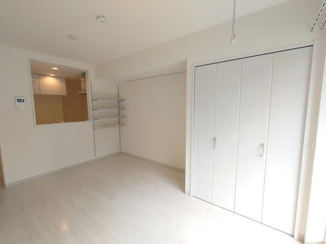 コンソラータ桜木の居間・リビング