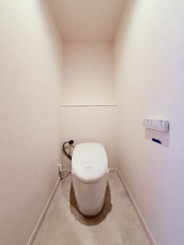 ★仲介手数料無料★クレストフォルム田町ベイフロントスクエア（新規リノベーション済み）　　　　　　　　　　　のトイレ