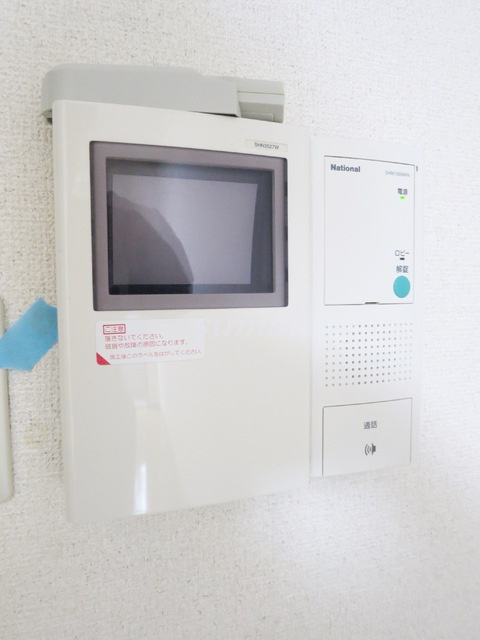クレセント小台のセキュリティ|モニター付きインターフォン♪