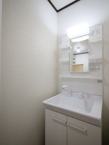 ロジュマン福田の独立洗面台