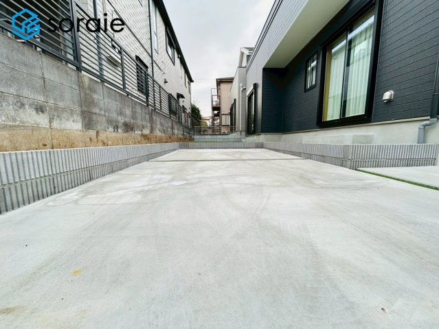 狭山市北入曽7期B号棟　新築戸建の駐車場|2月24日撮影