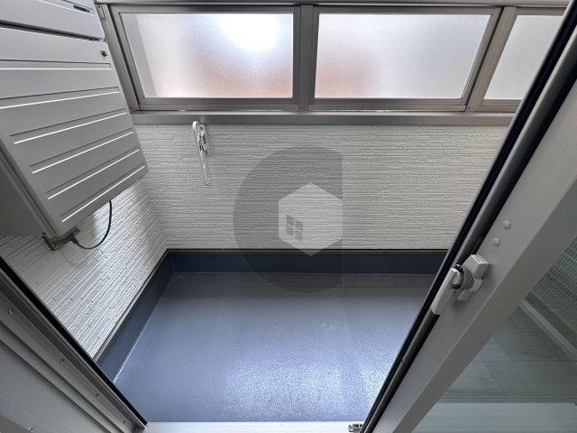 クリエオーレ衣摺1のバルコニー