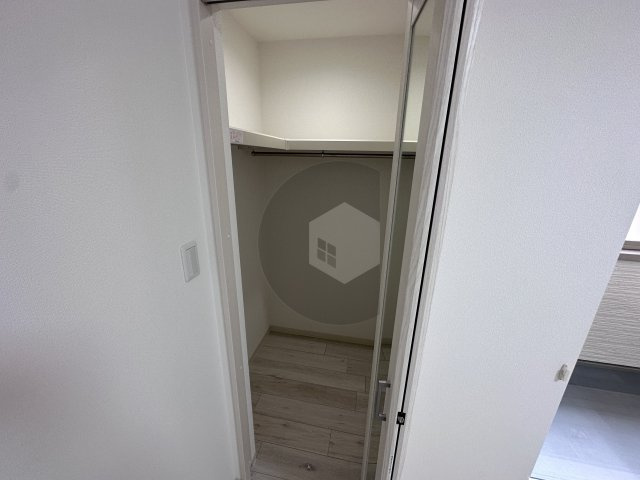 クリエオーレ衣摺1の収納