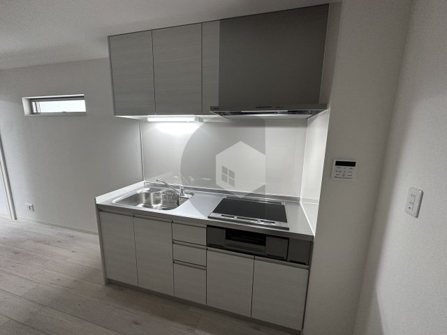 クリエオーレ衣摺1のキッチン