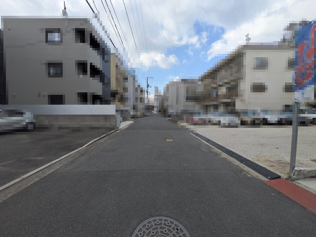 【前面道路含む現地写真】