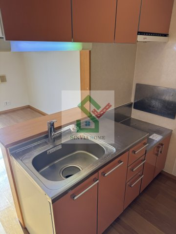 クレール小手指の駐車場