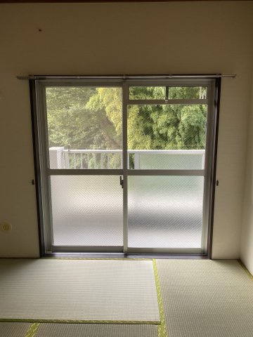 ロイヤル谷津の和室