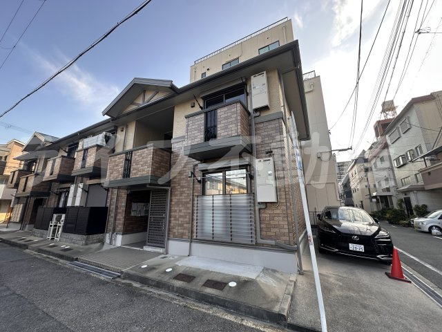 エスポワール大今里の外観