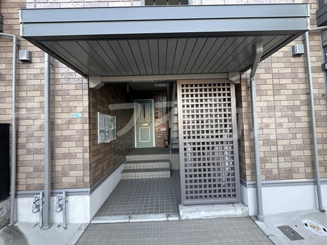 エスポワール大今里のエントランス