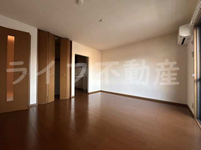 エスポワール大今里の居間・リビング