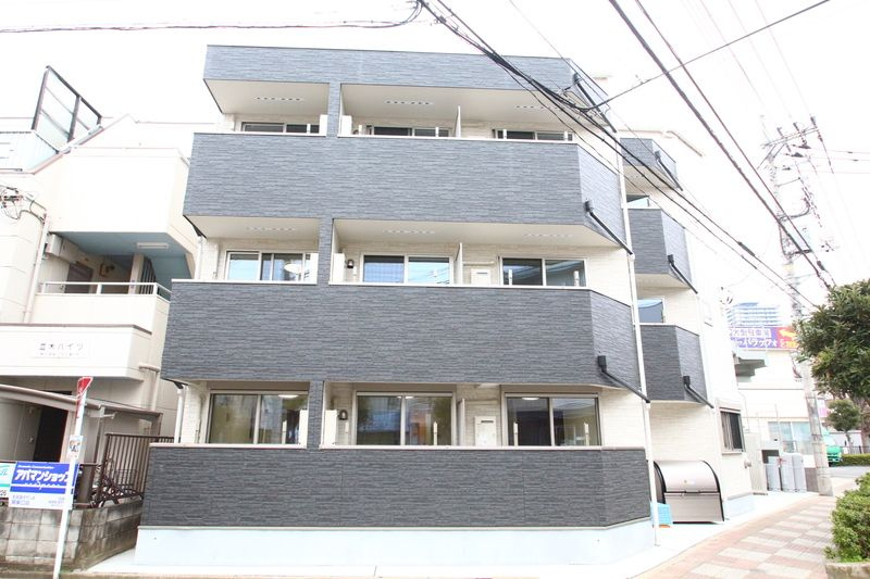 アカテリア蕨の外観