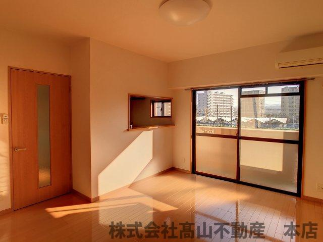 フィレンツェ２２の居間・リビング