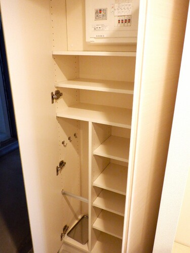 REFRAME 5 Iriyaの玄関|シューズクローゼット