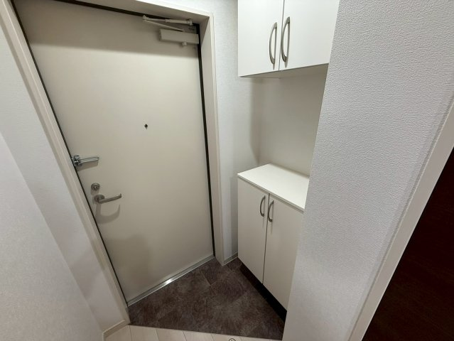 Veil Maison近大前の玄関