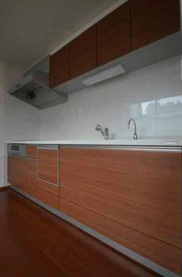 【キッチン】 | 牡丹1丁目戸建 | コンパクトなキッチンで掃除もラクラク