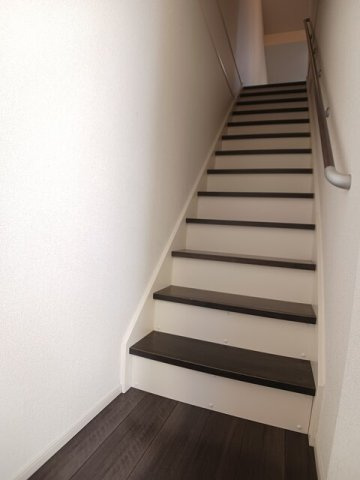 カーサ　フィオーレの玄関|きれいな玄関です