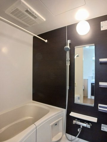 カーサ　フィオーレの浴室|落ち着いた空間のお風呂です