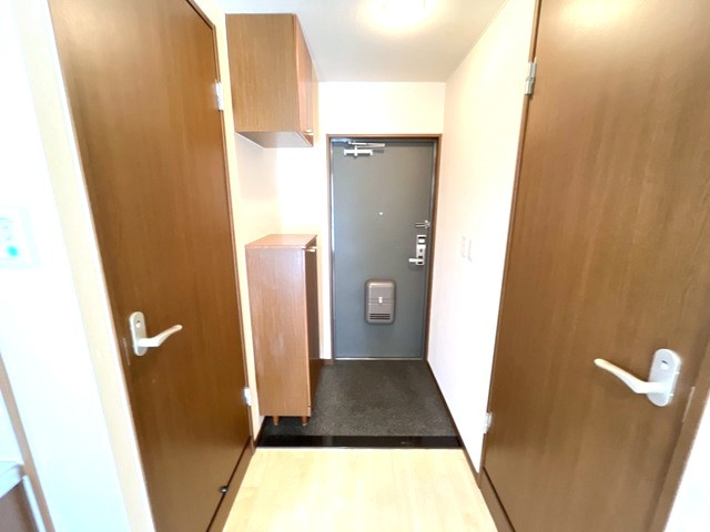 メゾンシクラメンの玄関