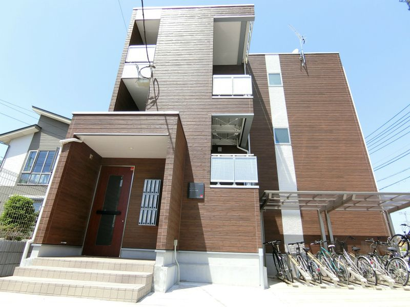 リブリ・ソレーユ はつみのエントランス