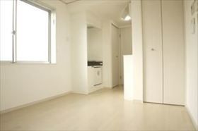 FERIO千住大橋駅前の居間・リビング