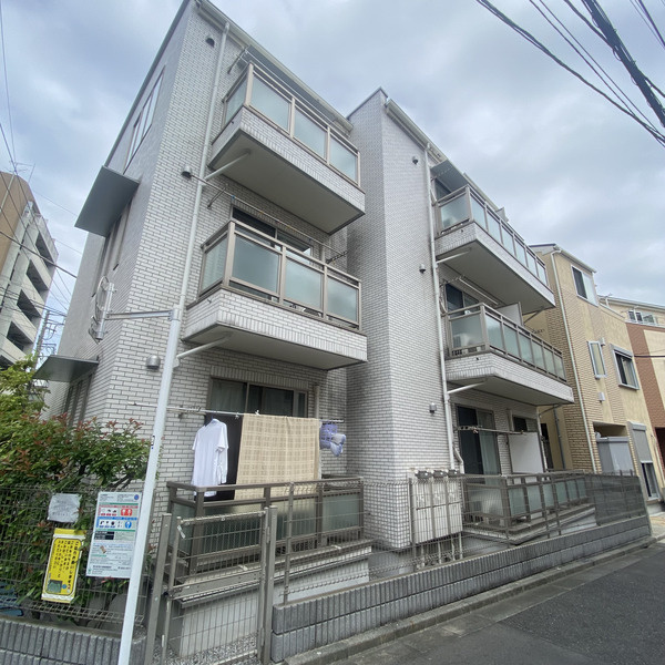 ピアーナの外観