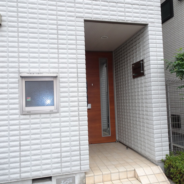 Maison　M＆Cのエントランス