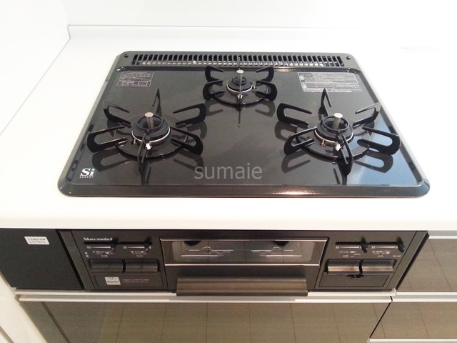 プリマステラのキッチン|ガスコンロ3口完備♪