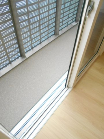 ヴィラ プリュネ Ｂ棟のバルコニー|バルコニー