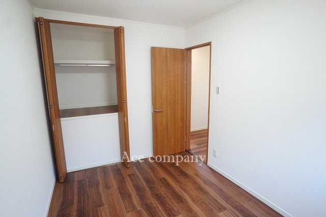 【子供部屋】 | 鶴見区鶴見1丁目 | 【3階：洋室4.4帖】床上げ収納完備です♪