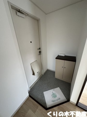 【玄関】 | コーポラスやました　Ⅰ棟 | きれいな玄関です